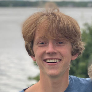 Meet your Posher, Ethan